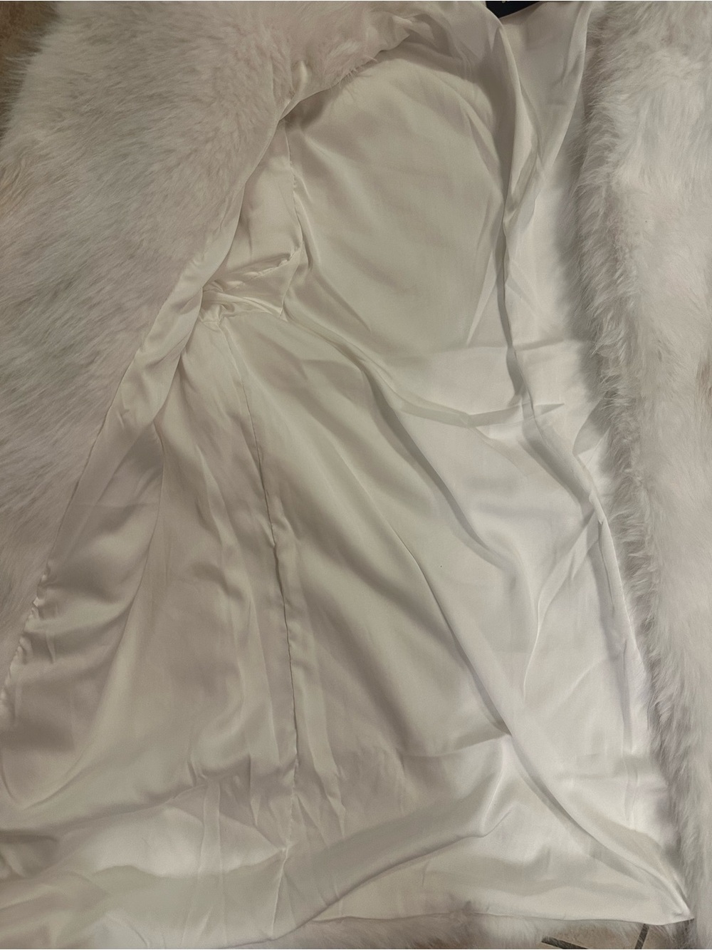 Fashion Nova Woman’s White Faux Fur Jacket - Picture 3 of 3